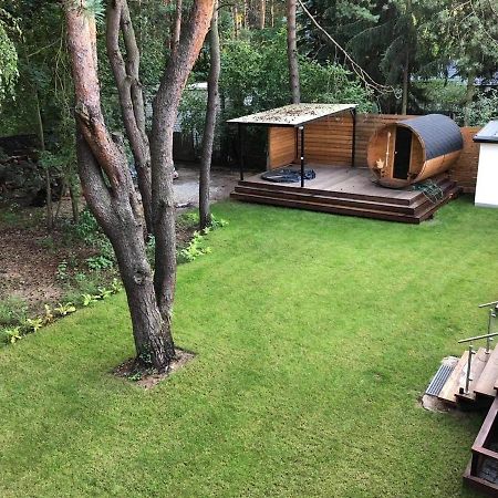 Luksusowy Apartament Pod Lasem, Otwock -Shared Garden, Sauna, Wood Hot Tub! Hot Tub Seasonal! Exteriör bild