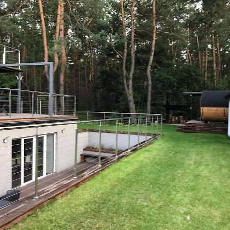 Luksusowy Apartament Pod Lasem, Otwock -Shared Garden, Sauna, Wood Hot Tub! Hot Tub Seasonal! Exteriör bild